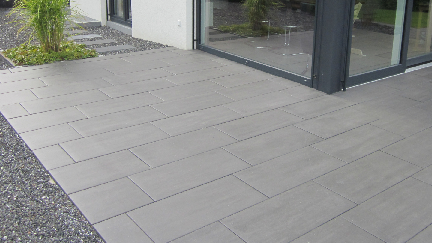 Finesse Grossformatplatte Farbe anthrazit