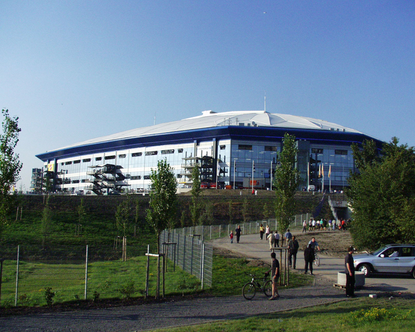 Die Sportstätte "Arena auf Schalke" wurde von REKERS gebaut 